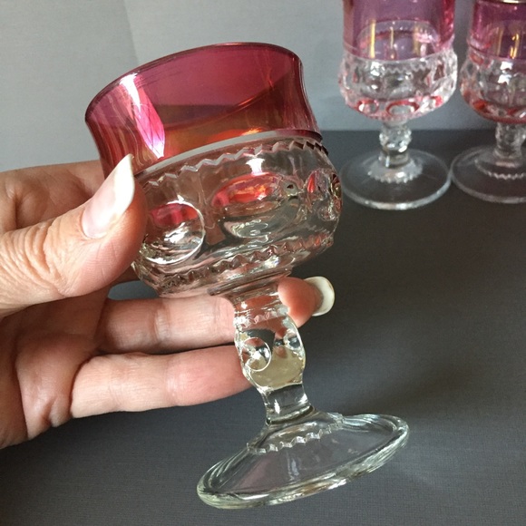 Vintage King crown pink glass faceted drink glasses cordials 4 set - Picture 4 of 7